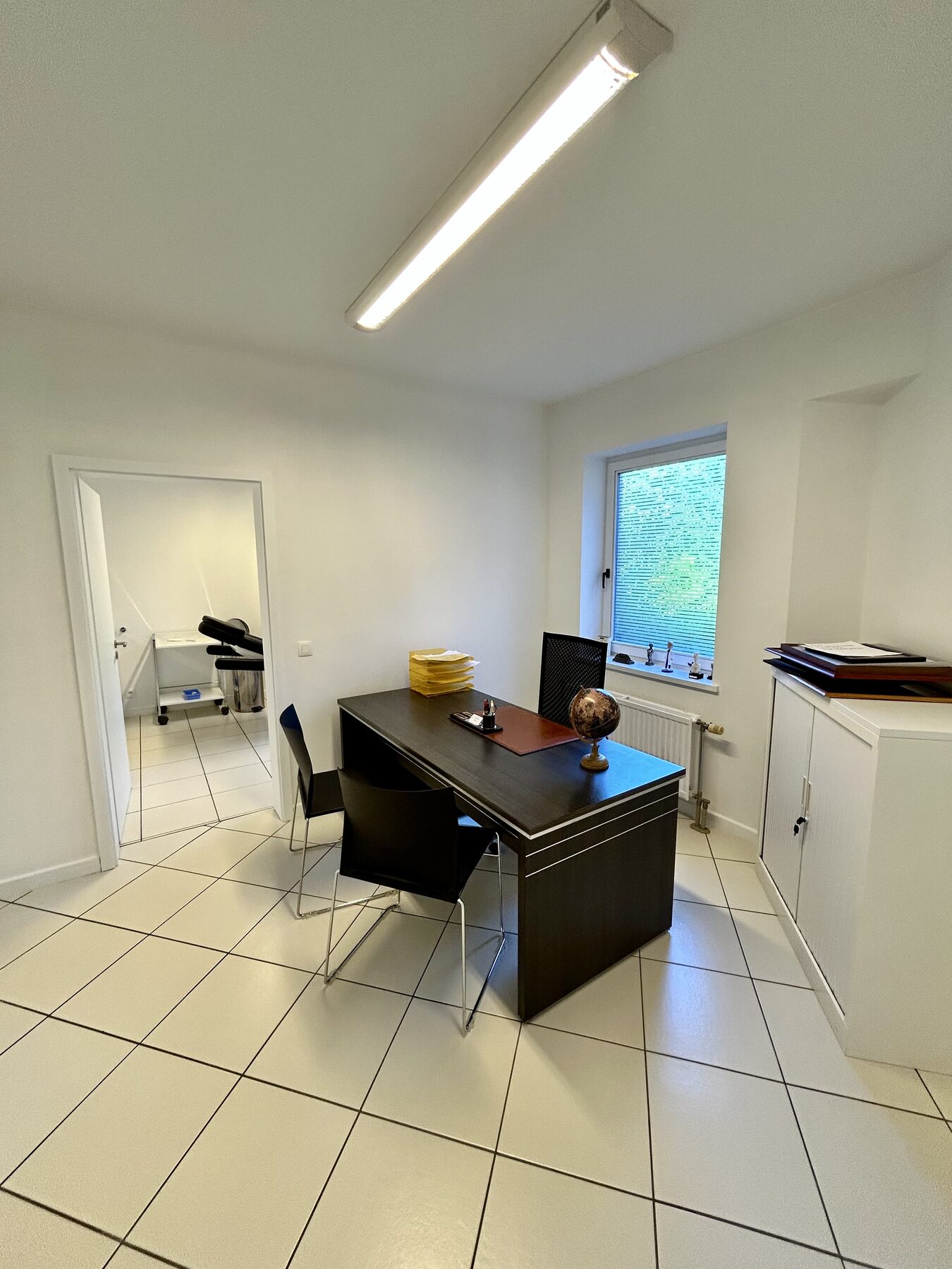 Seconde salle de consultation d'Engeland 575 à Uccle